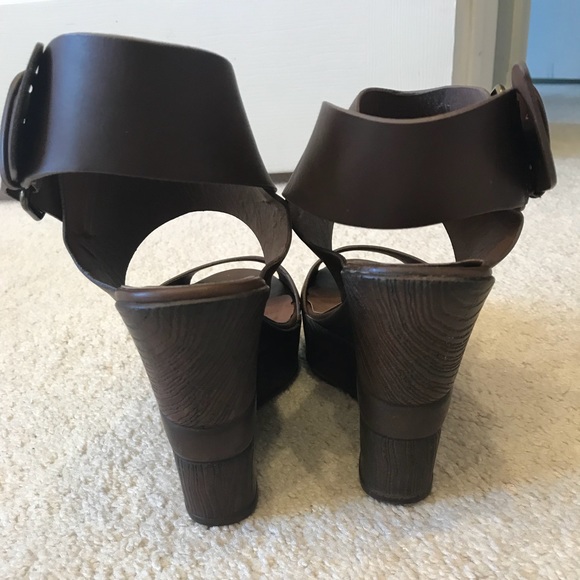 Brown Wedge sandals! - Picture 4 of 5